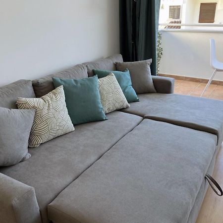 2-Bedroom Brand New Apartment Steps From The Beach リャンサ エクステリア 写真
