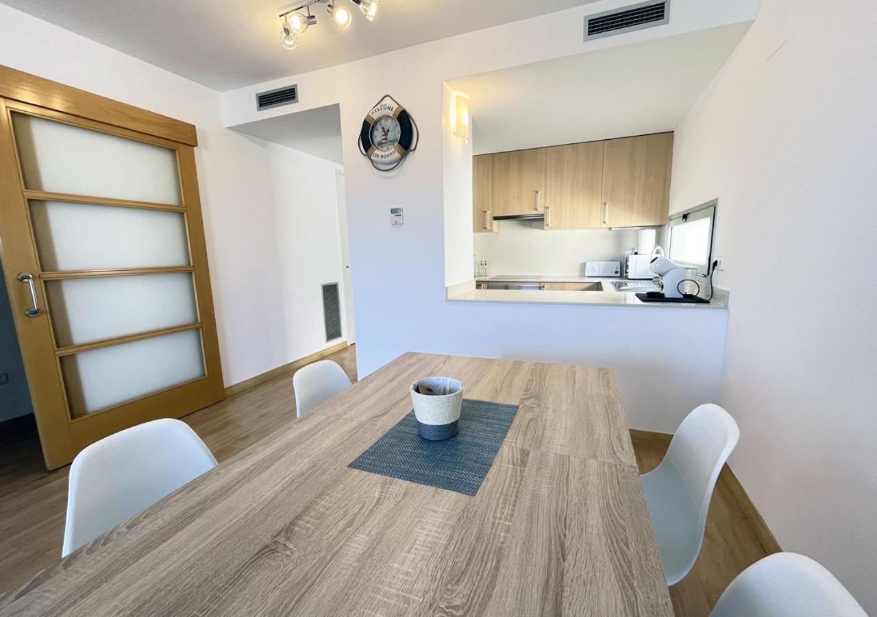 2-Bedroom Brand New Apartment Steps From The Beach リャンサ エクステリア 写真