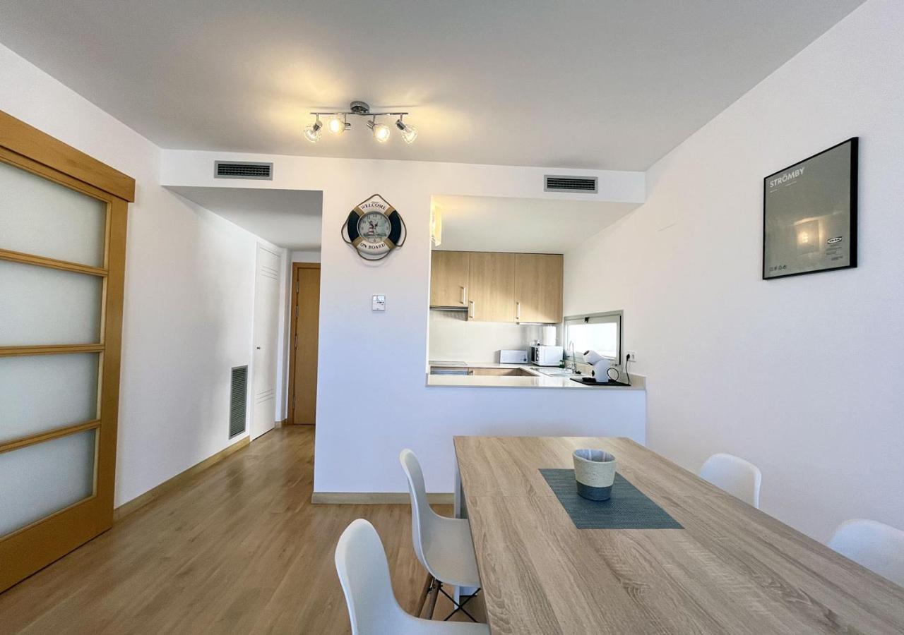 2-Bedroom Brand New Apartment Steps From The Beach リャンサ エクステリア 写真