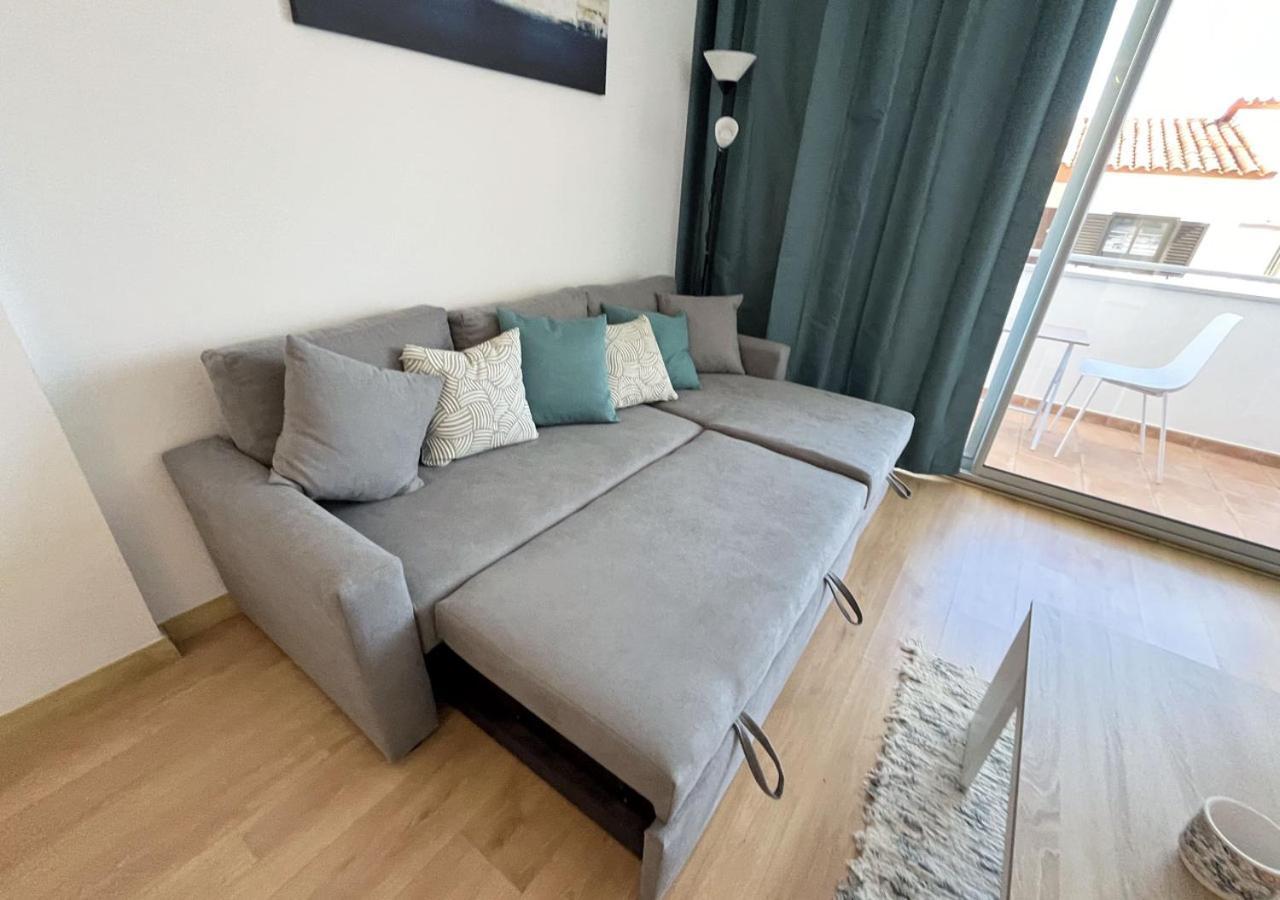 2-Bedroom Brand New Apartment Steps From The Beach リャンサ エクステリア 写真